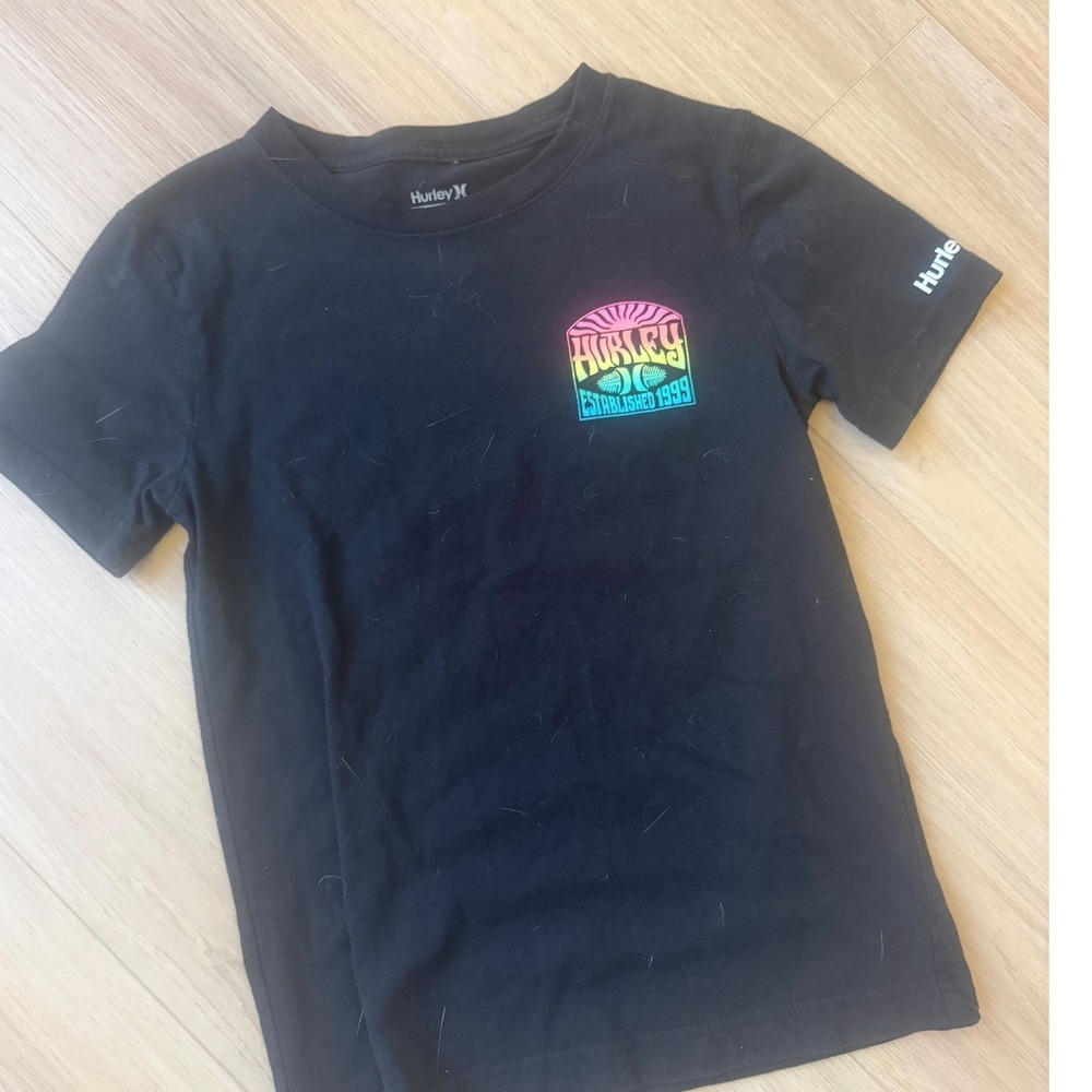 Hurley Boys Black Graphic T-Shirt Rainbow Shark Established 1999 Size M 10-12